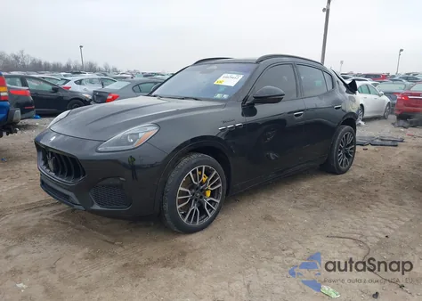 2023 Maserati Grecale Modena из США, поврежденный, VIN ZN682AVM6P7428895